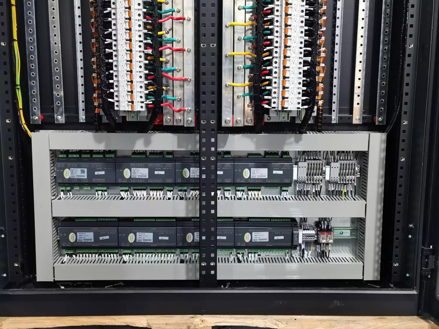 AMC16Z-ZA Multi Channel Data Center Energy